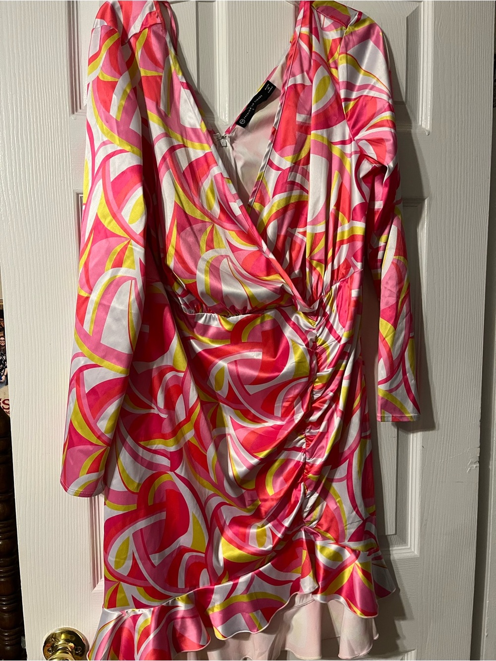 Fashion to Figure Pink Multi-Color Long Sleeve Wrap Dress NWT